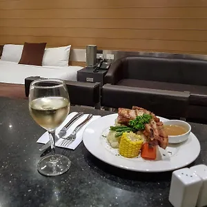 Meridian 4* Moura