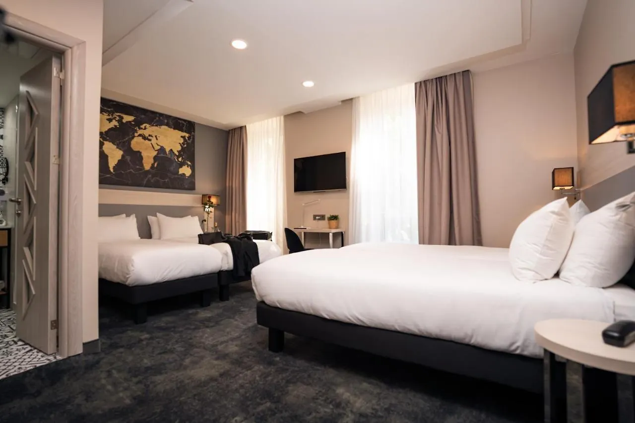 Hotel Univers Nice 4*,  France
